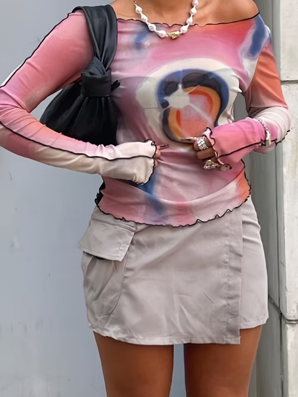 Women's Mesh Semi-sheer T-Shirt, Casual Crew Neck Long Sleeve T-Shirt, Casual - Picture 4 of 6